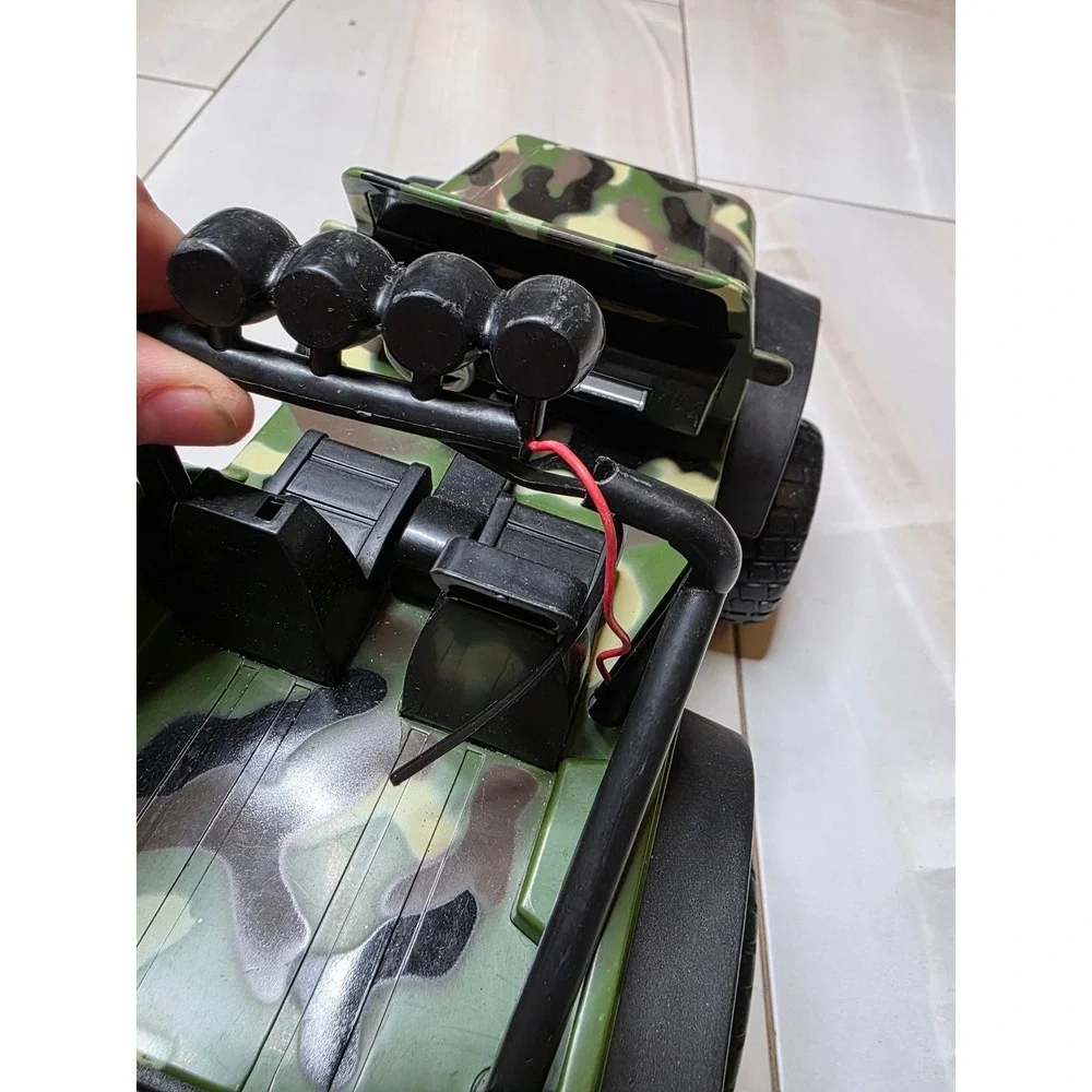 MerchSource Toy RC 4x4 Camo Jeep Off-Road Truck DX2013B Camouflage‎ No Remote